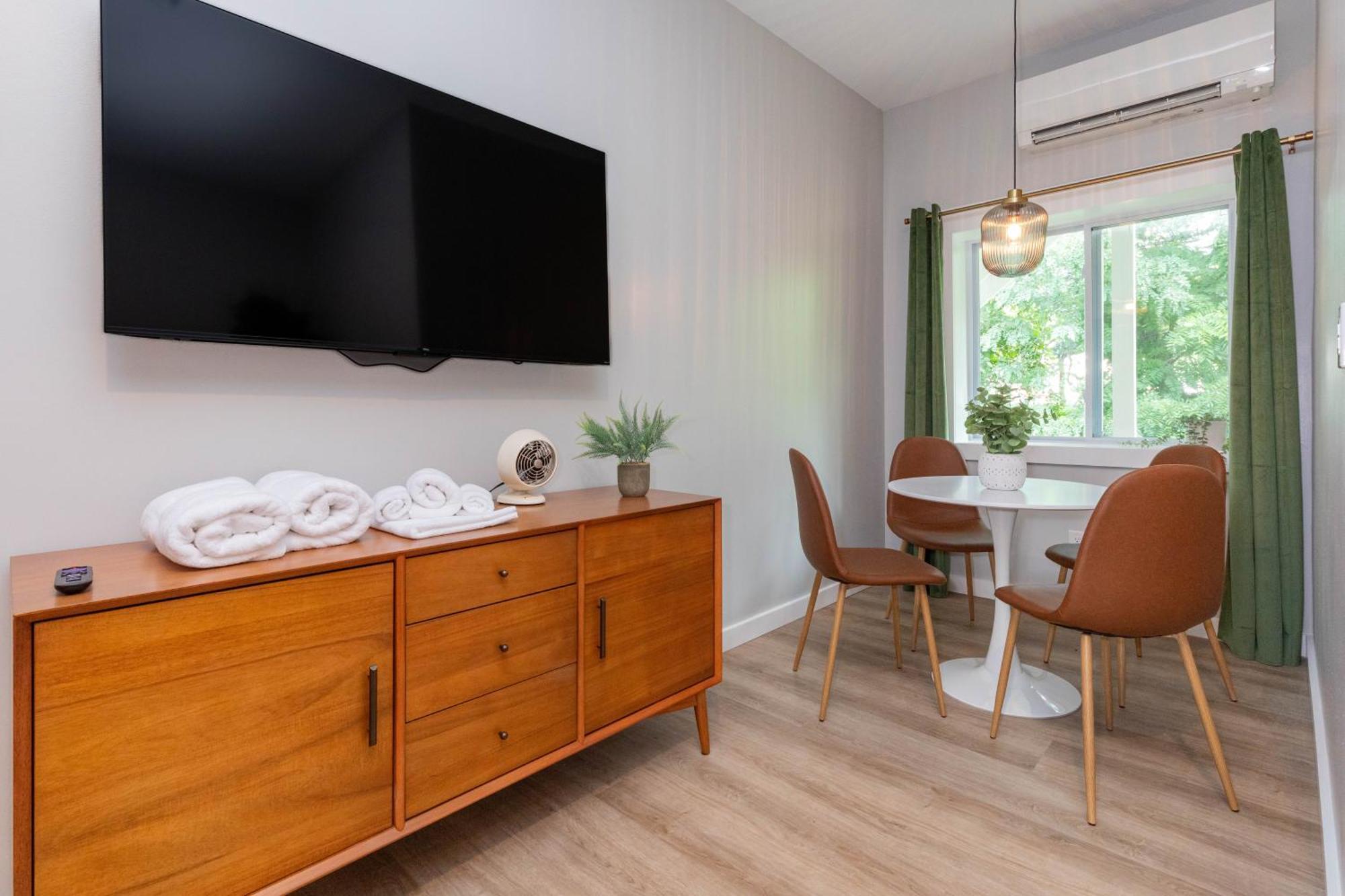 Dogwood Boutique Motel Маги Вали Екстериор снимка