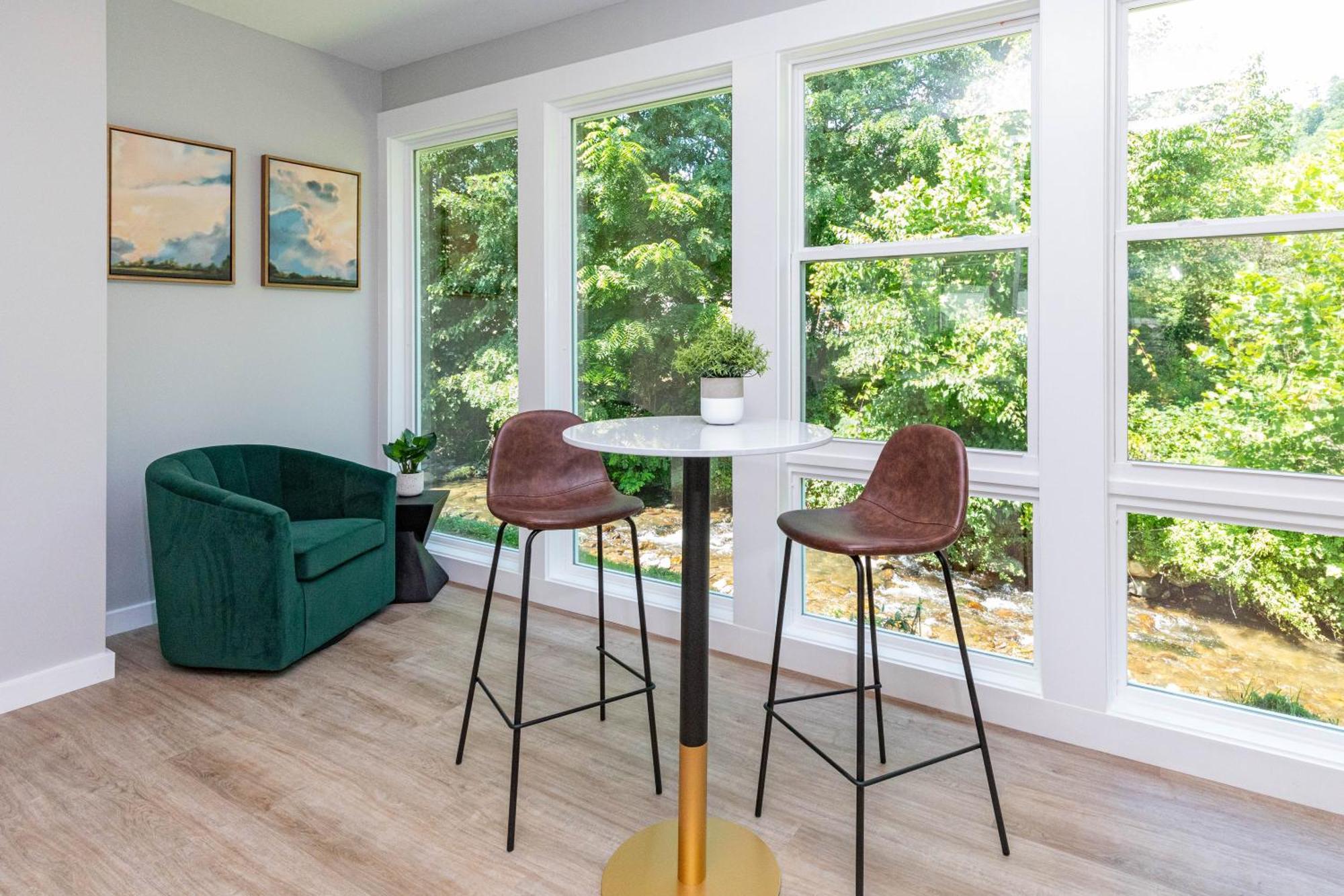 Dogwood Boutique Motel Маги Вали Екстериор снимка